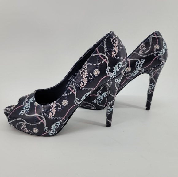 GUESS Heels Jewels Print - Picture 4 of 5